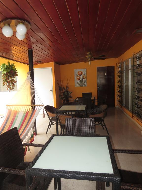 Hostal Cocos Inn Panama  Extérieur photo