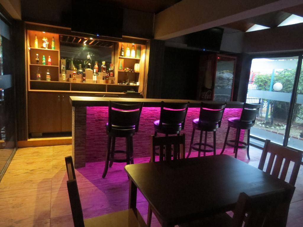 Hostal Cocos Inn Panama  Extérieur photo