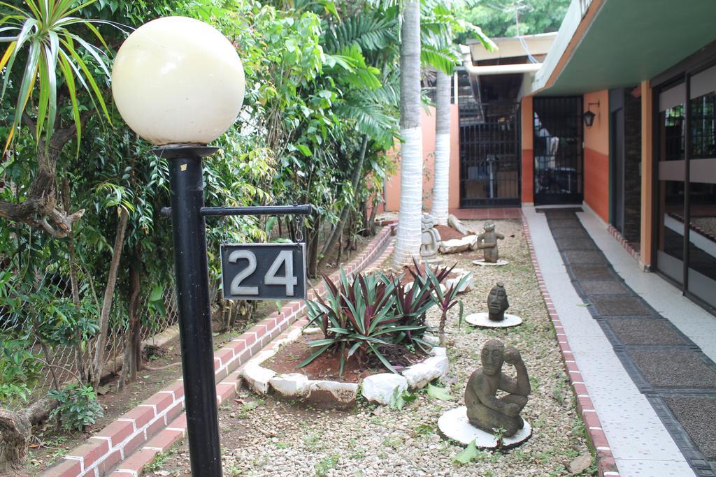 Hostal Cocos Inn Panama  Extérieur photo