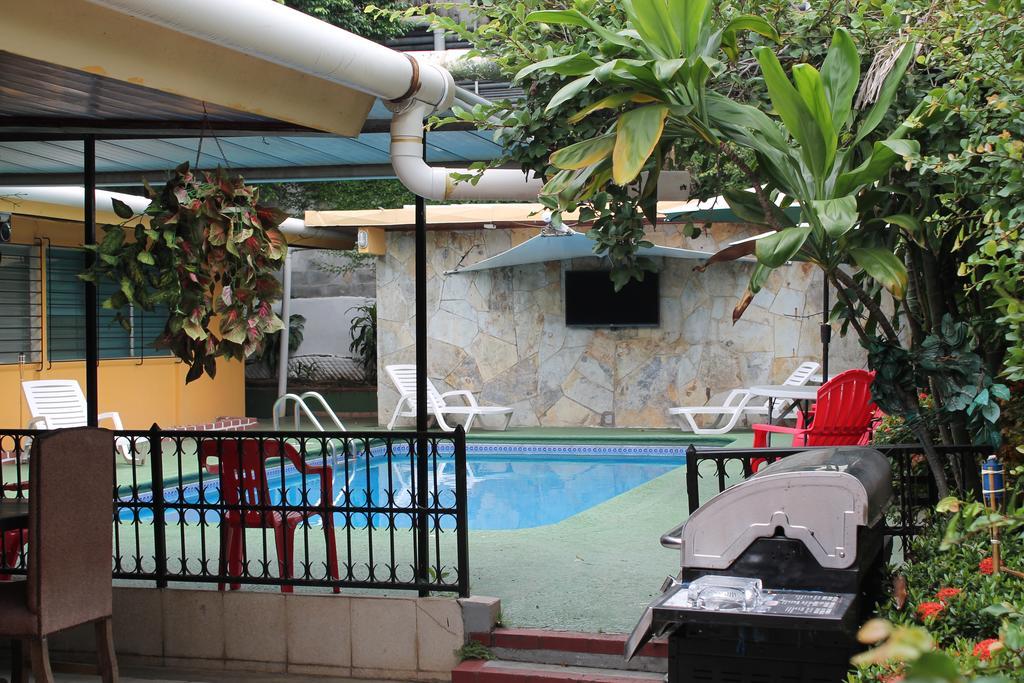 Hostal Cocos Inn Panama  Extérieur photo