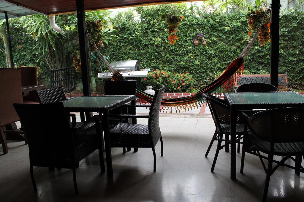 Hostal Cocos Inn Panama  Extérieur photo